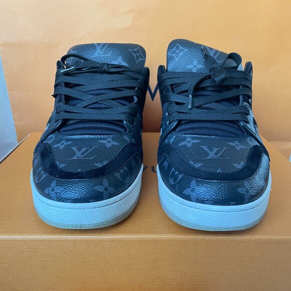 Louis Vuitton Trainer Sneakers - Graphite - Size 12 - w/Box & LV shopping bag - Picture 4 of 11